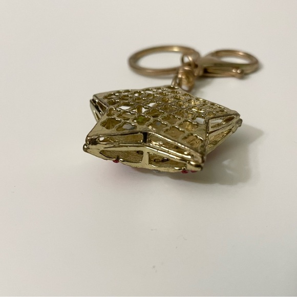 Red and White Rhinestone Star Keychain - Picture 11 of 14